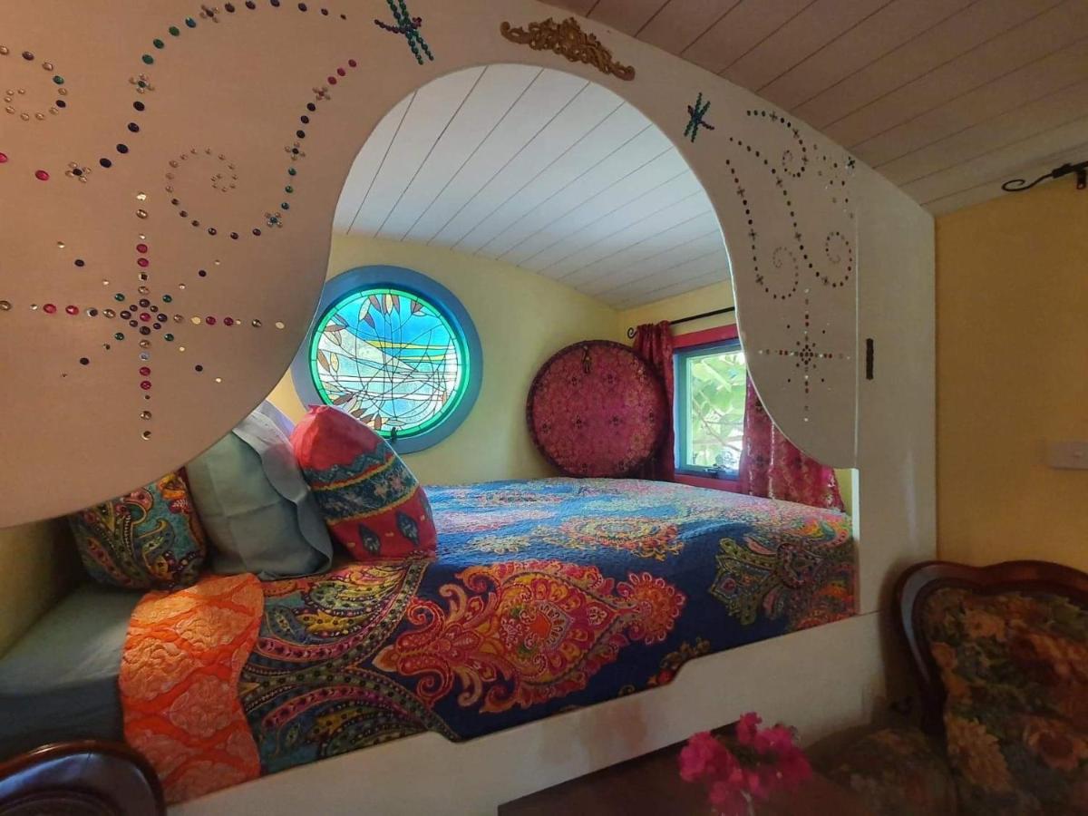 The Gypsy Rose Wagon Apartment Балингъп Екстериор снимка